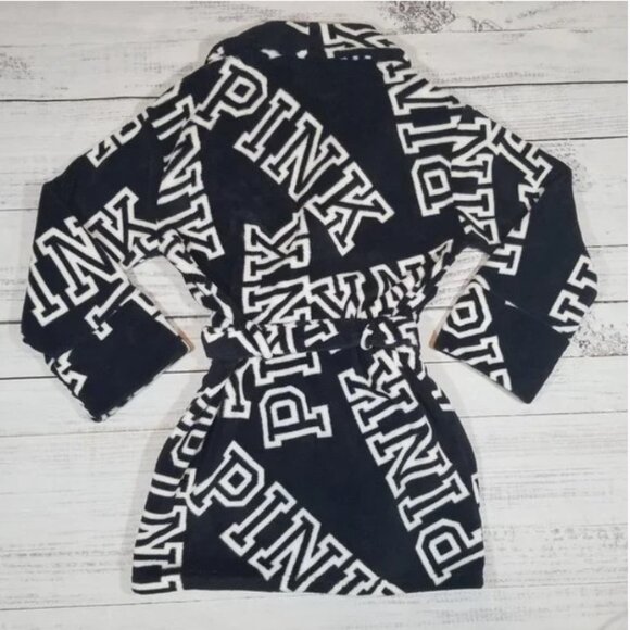 Victoria’s Secret PINK Black & White Logo Robe Size XS/S - Picture 2 of 4